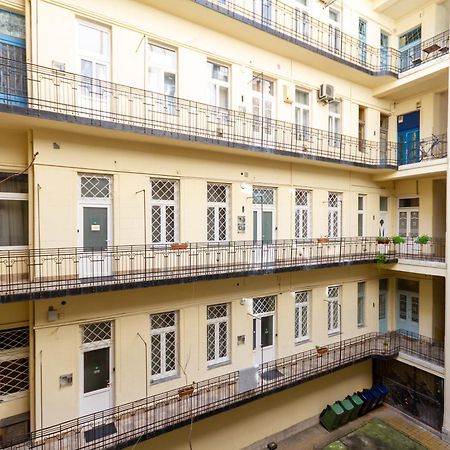 Stylish Suite Westend Будапеща Екстериор снимка